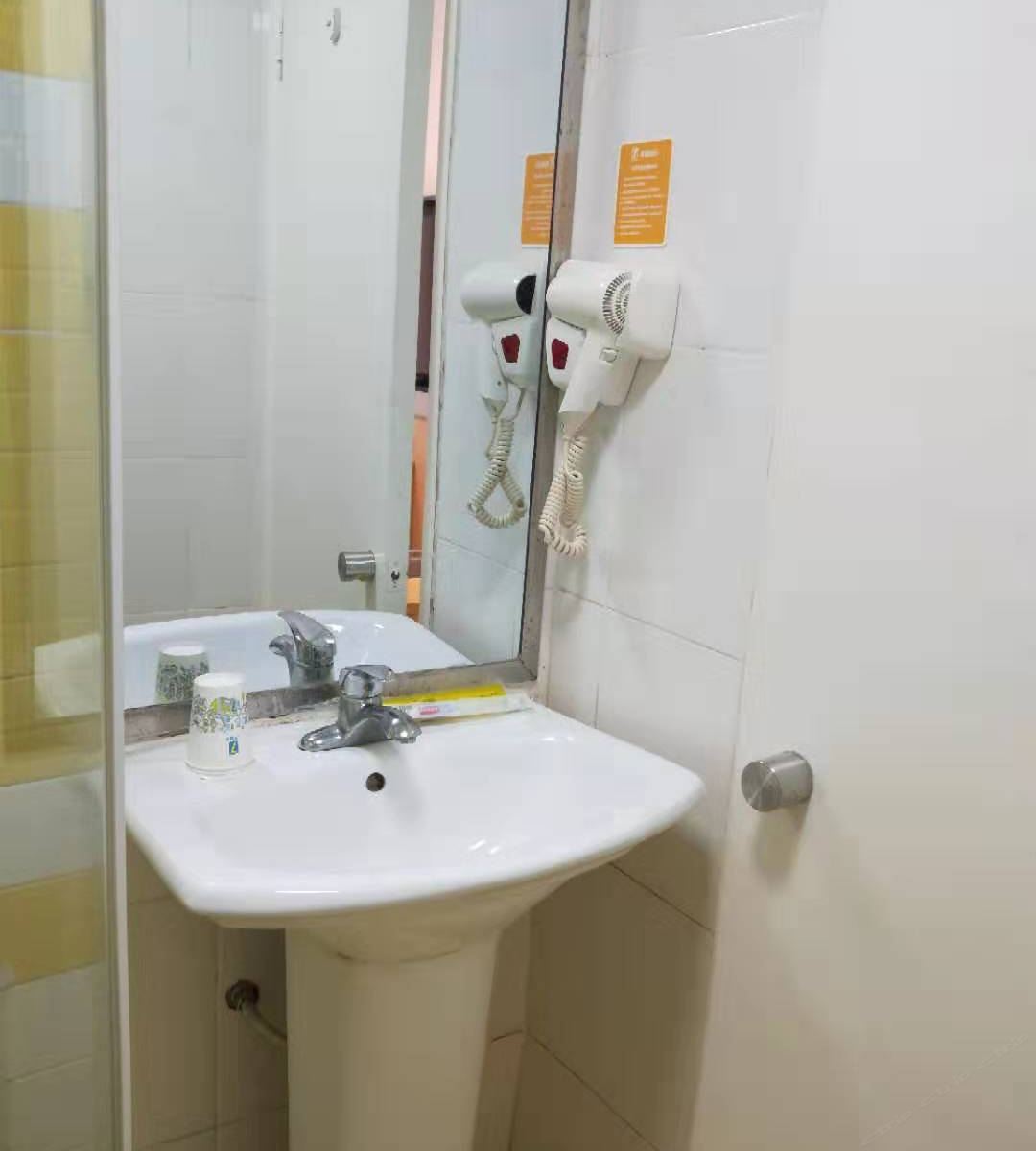 自主双床房