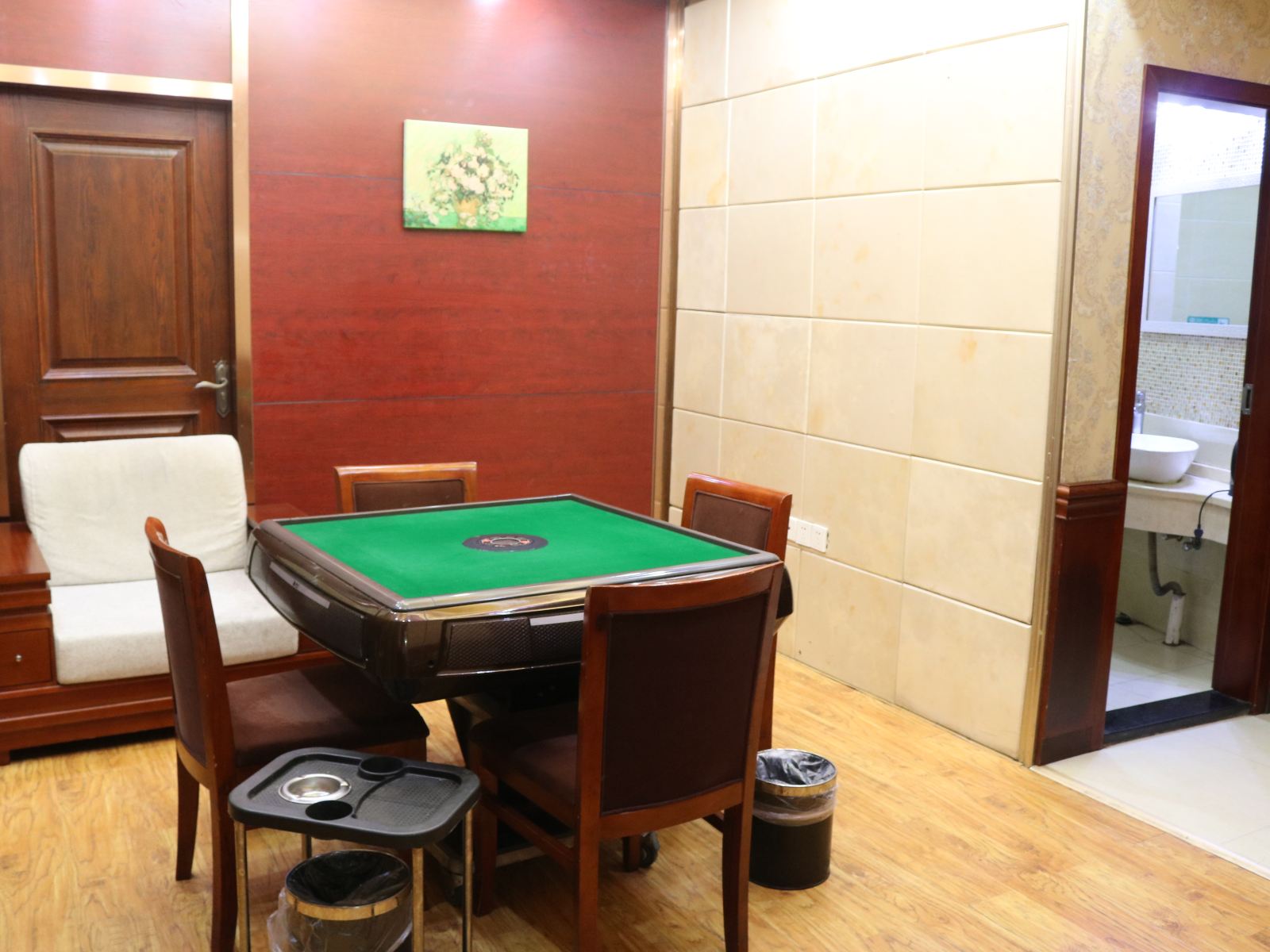 棋牌套房
