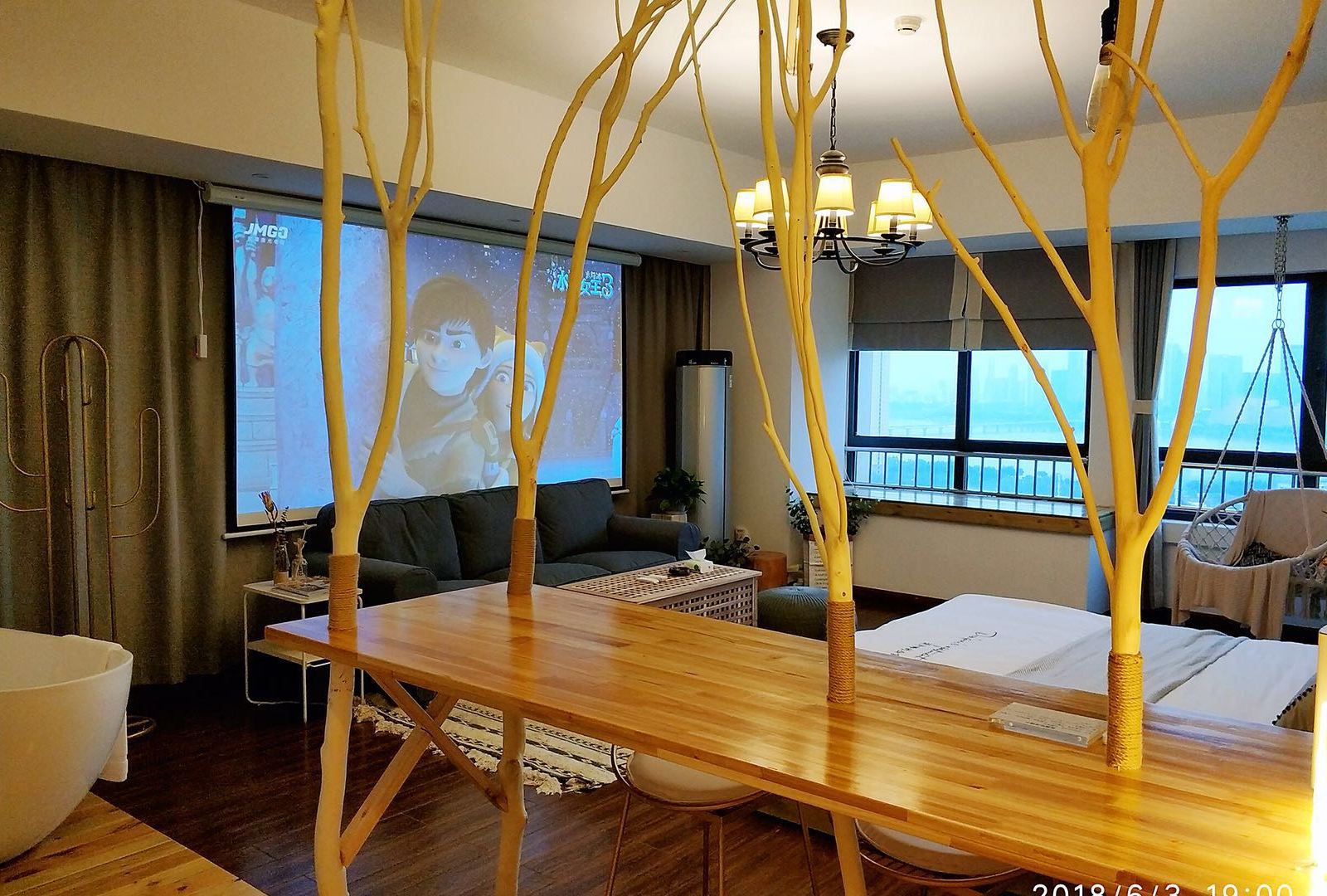 挪威森林双湖景观房