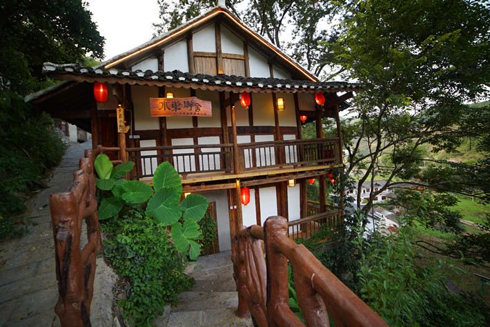 乡居小榭