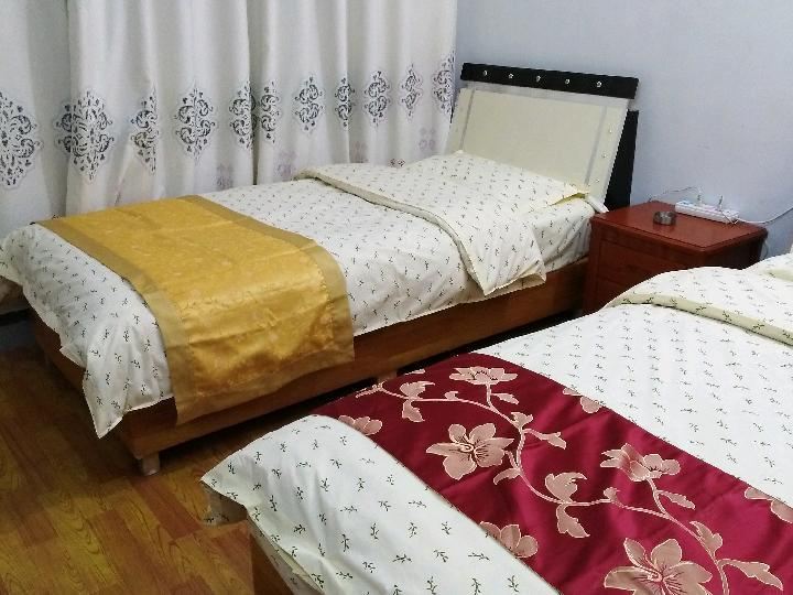 双床房(公共卫生间)