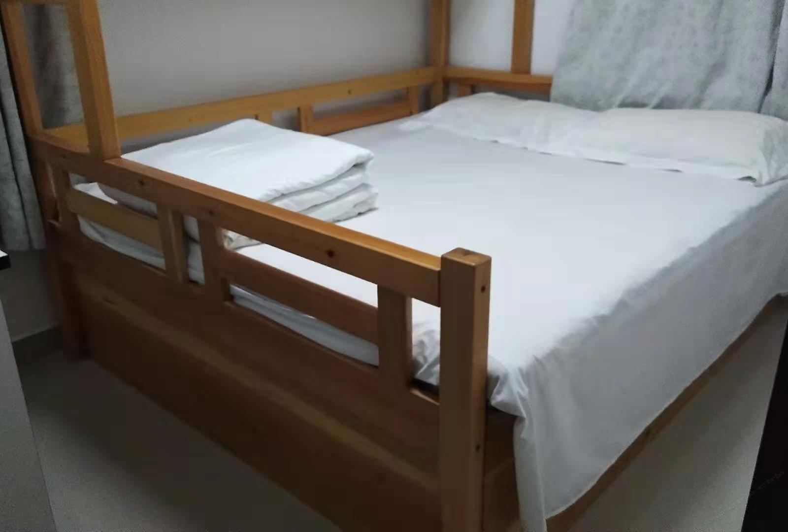 舒适大床房