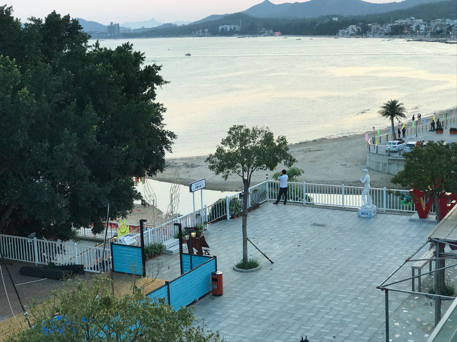 阳台海景大床房