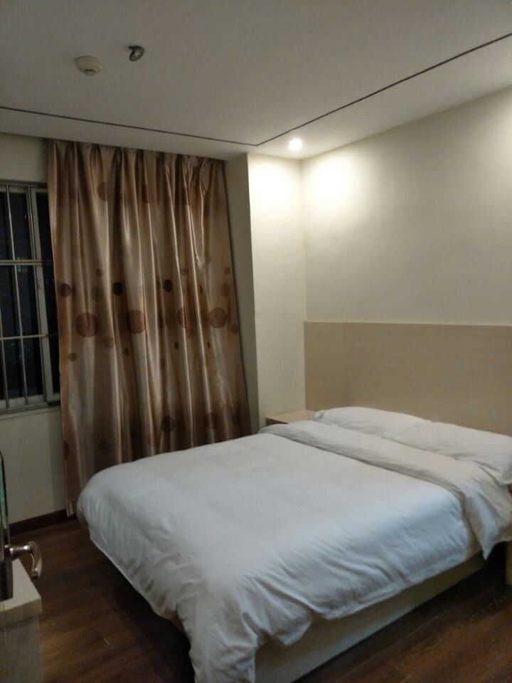 豪华单人间