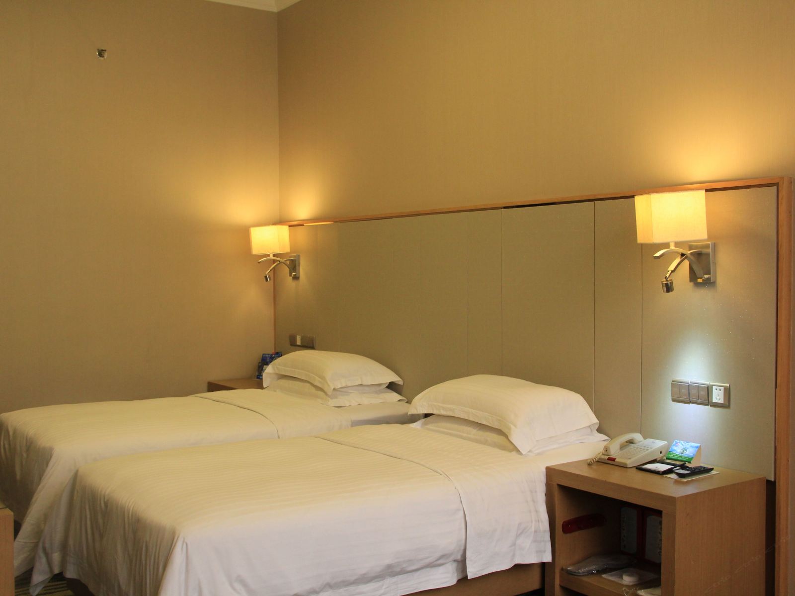 附楼豪华双床房