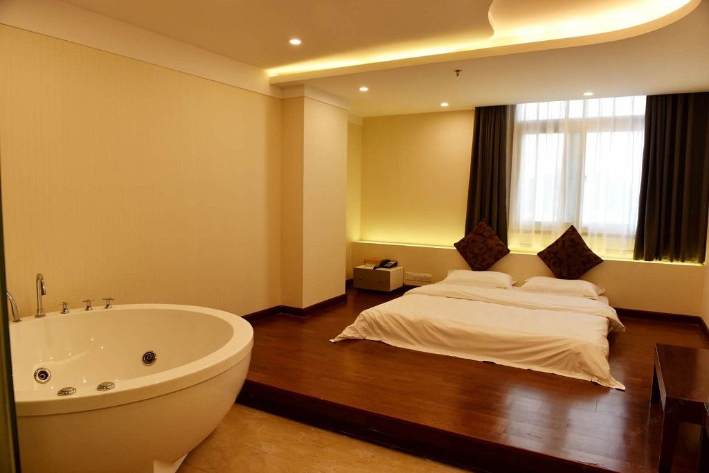 零压高级大床房