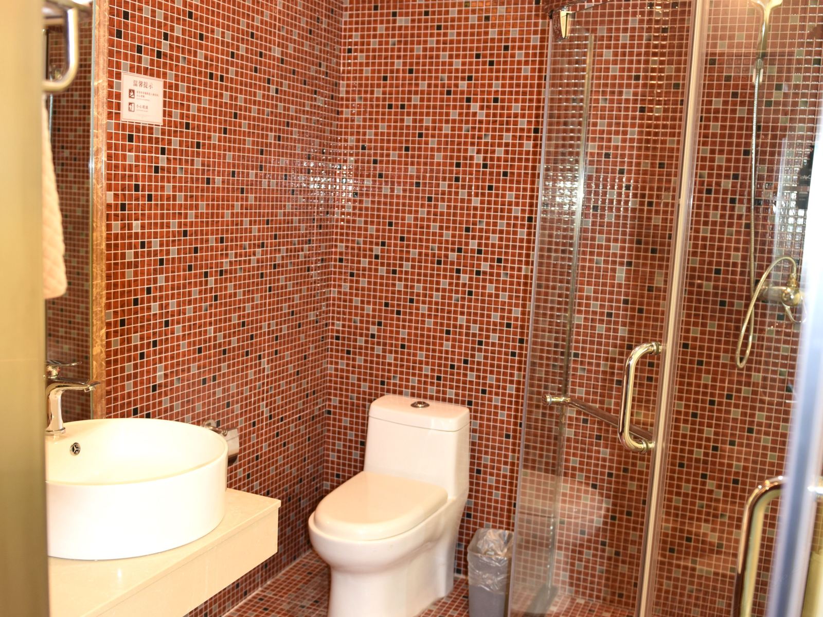 零压高级大床房