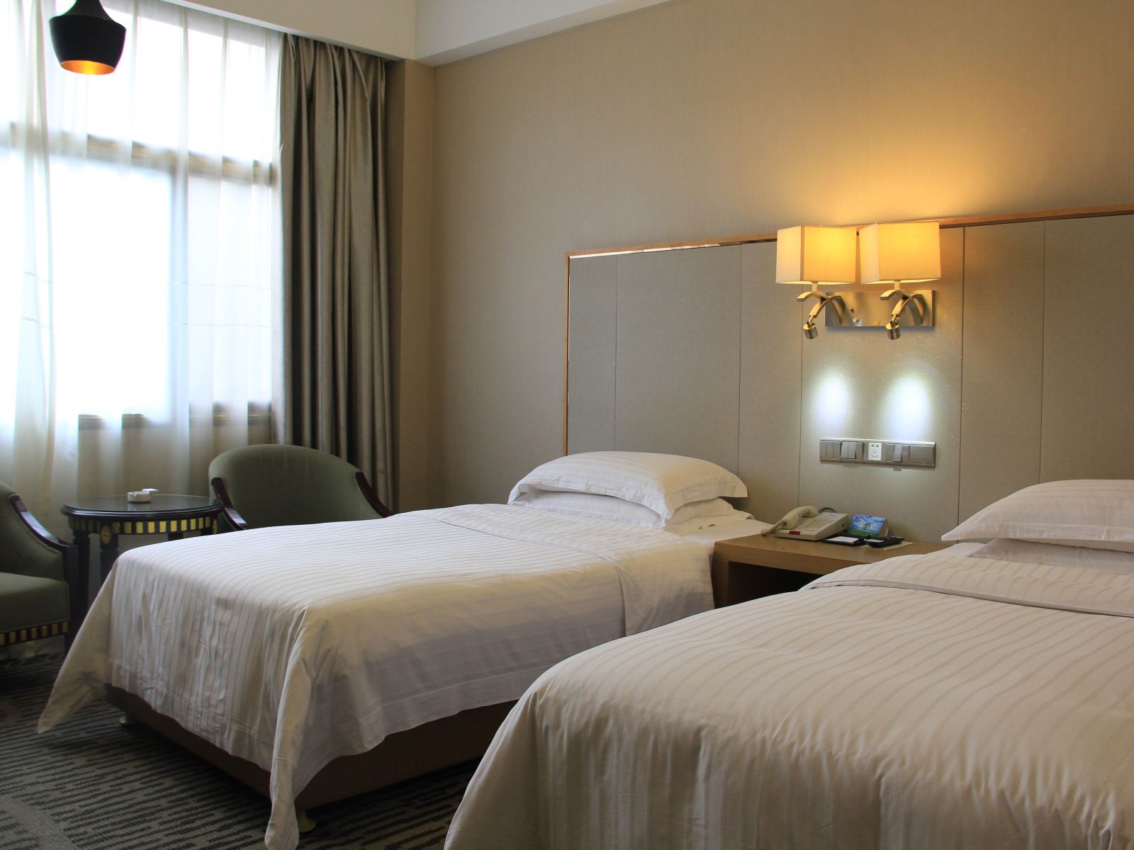 附楼豪华双床房