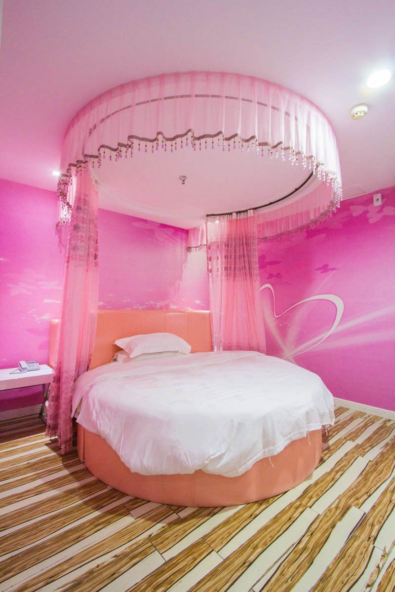 浪漫主题房