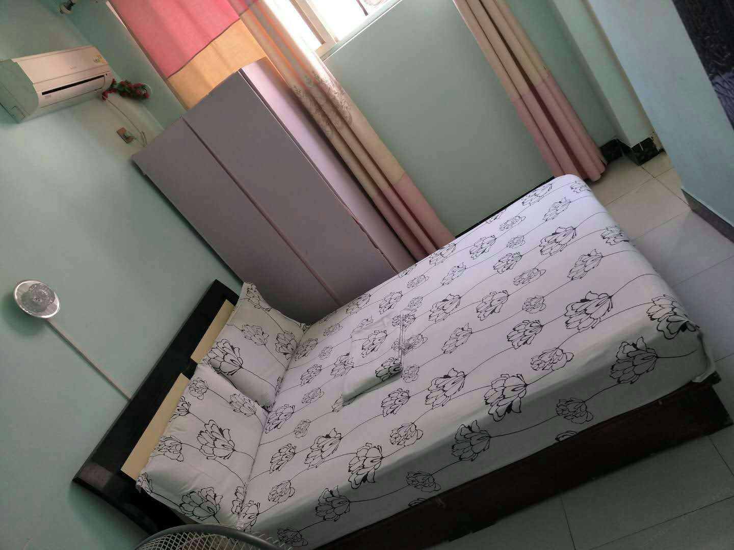 温馨大床房