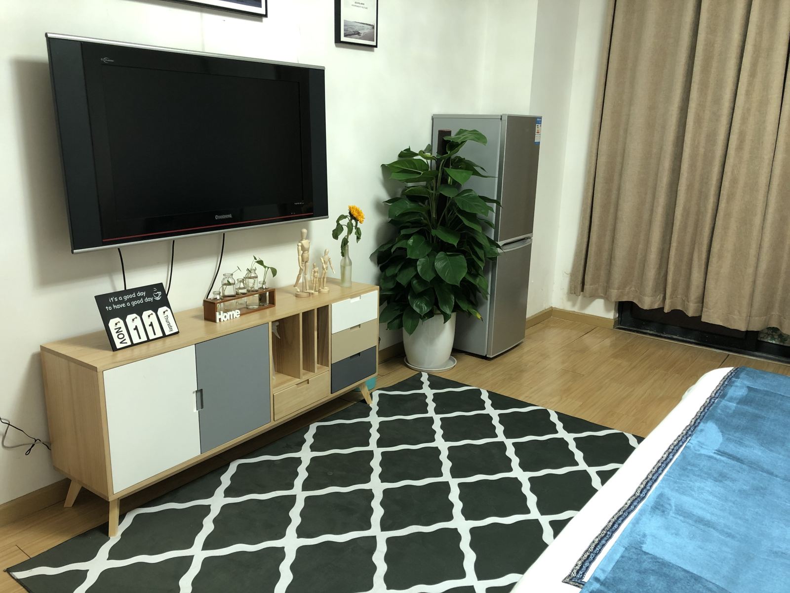 蓝调大床房
