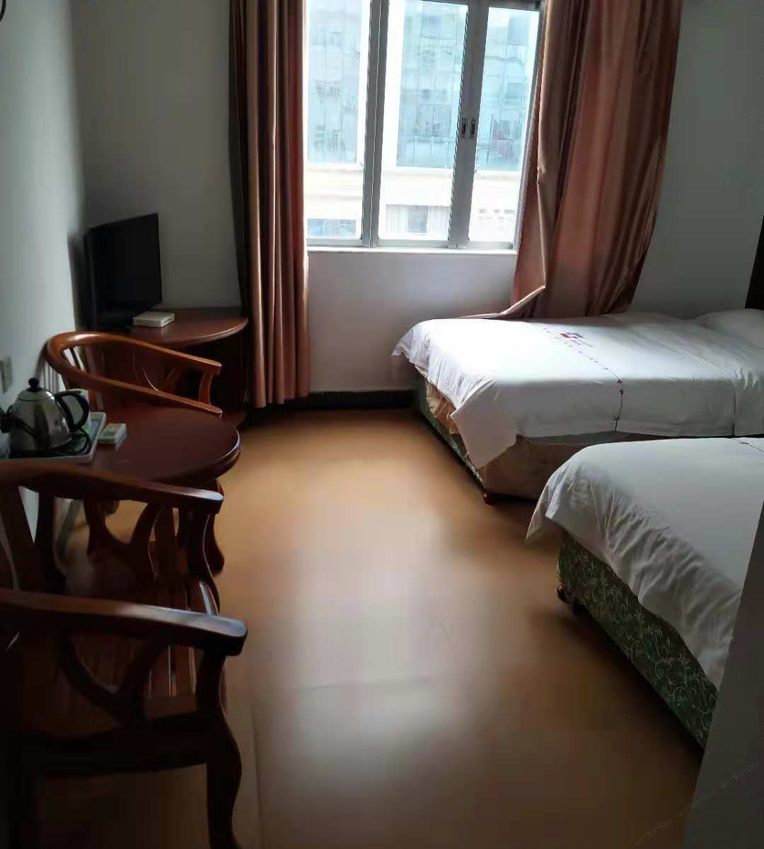普通双床房