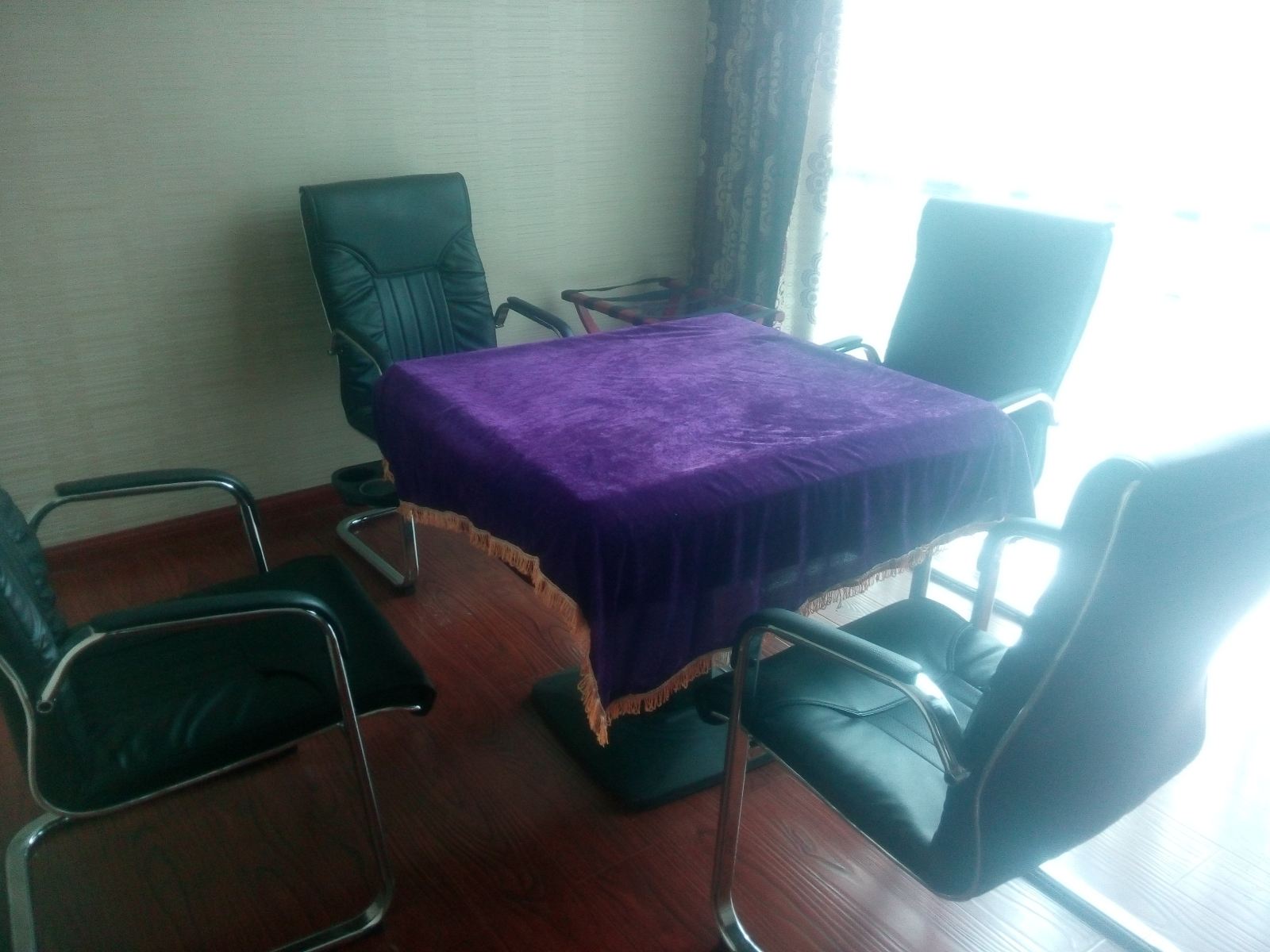 棋牌间