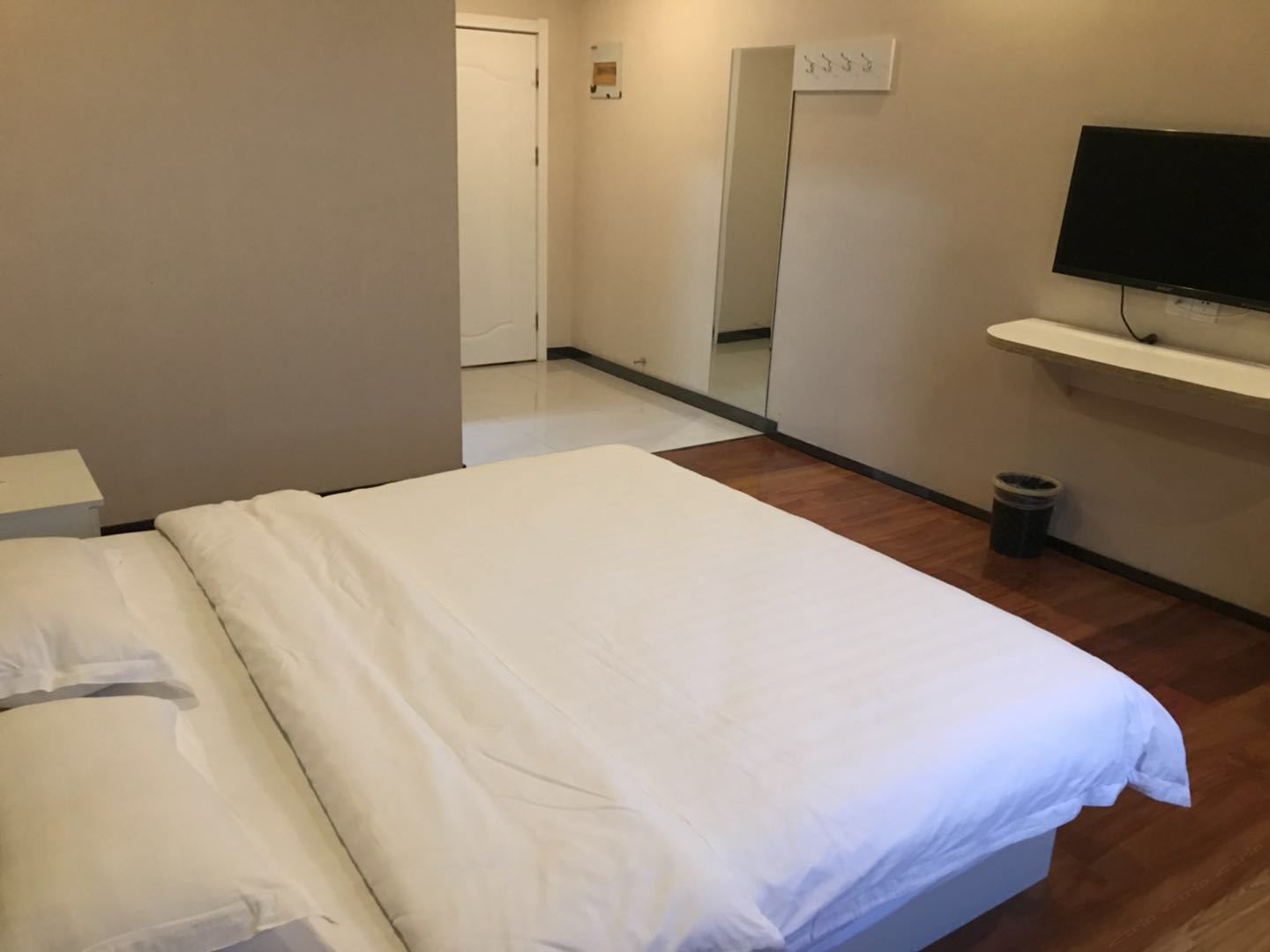 温馨大床房