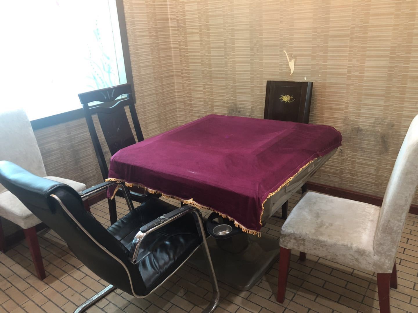 棋牌间