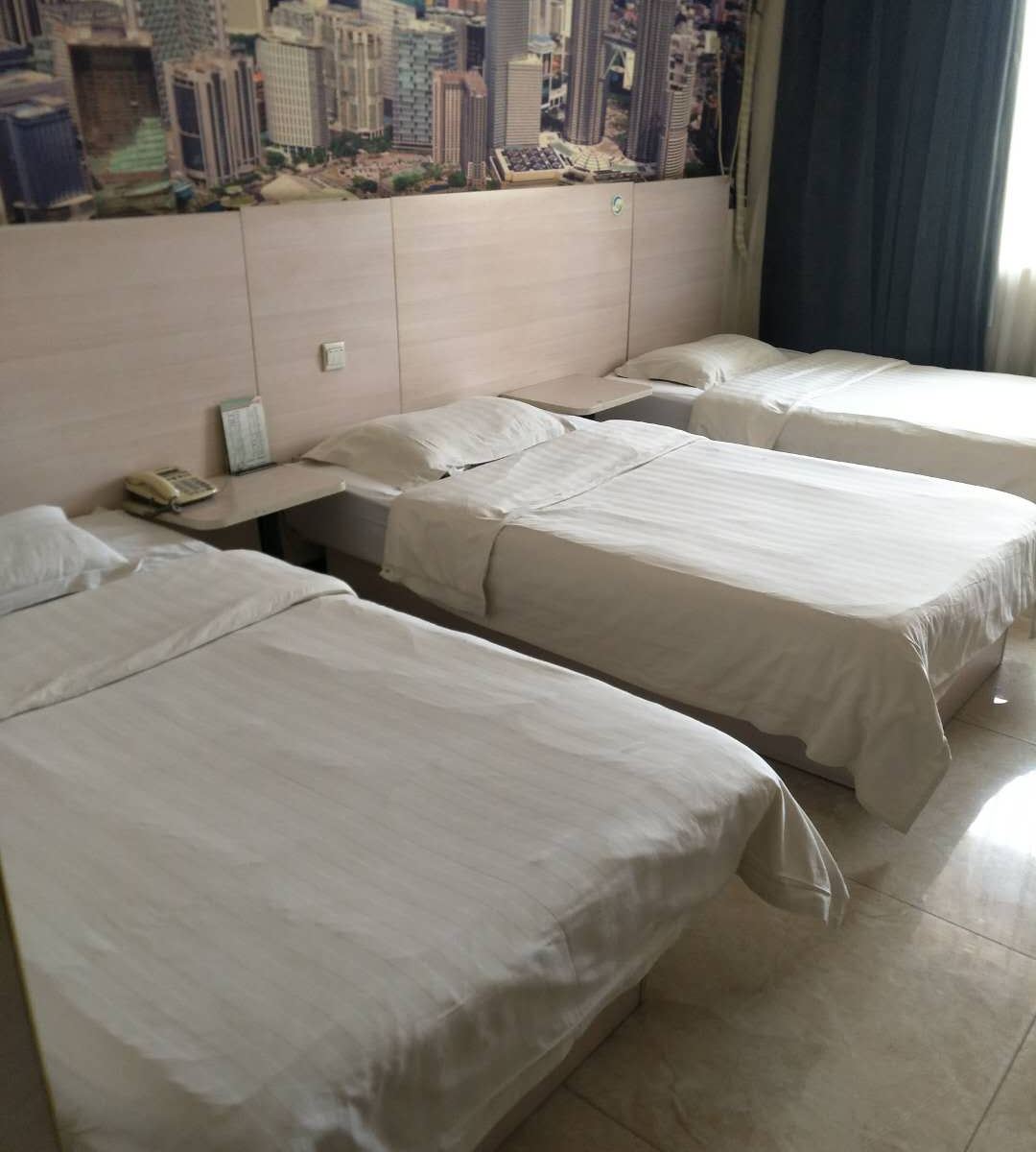 豪华三人间