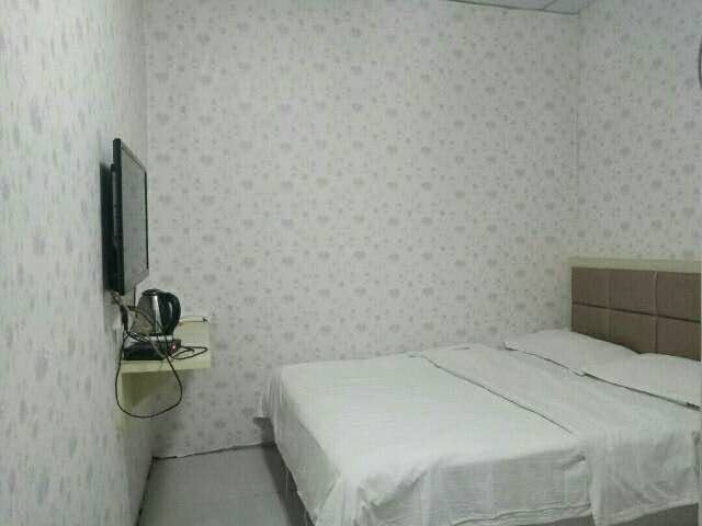电脑大床房