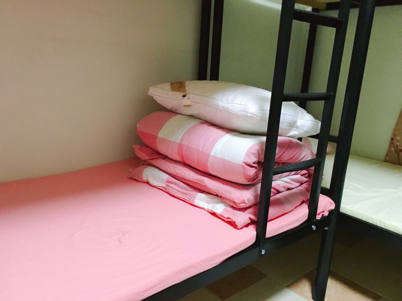 六人间(床位房)