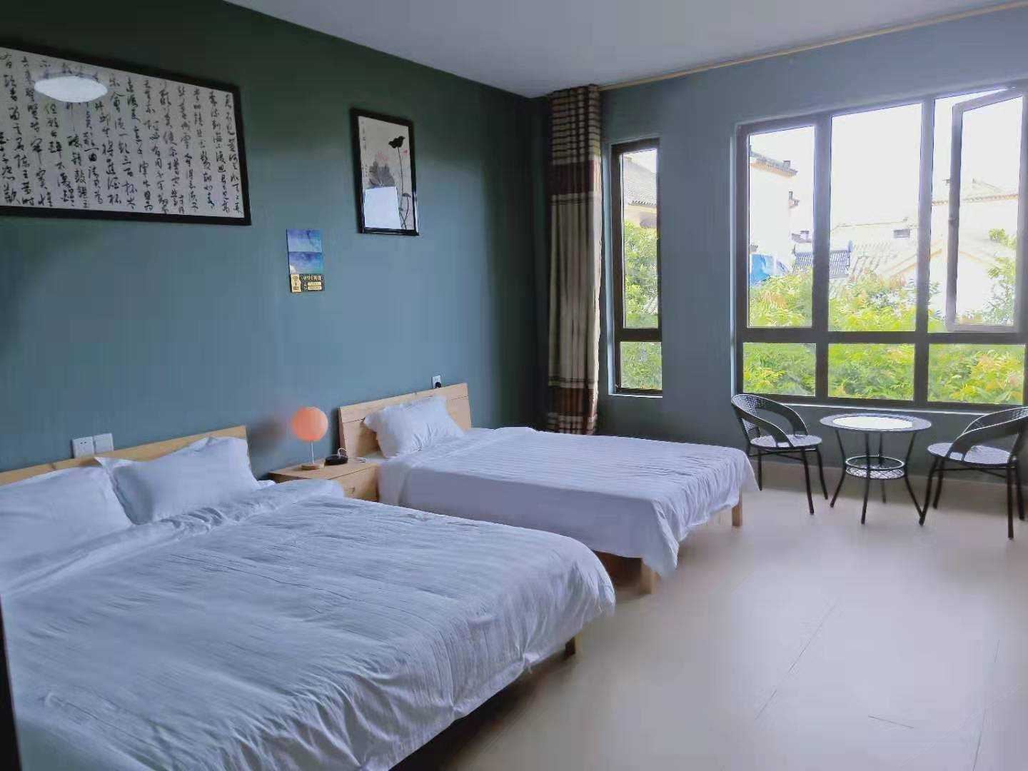 家庭间