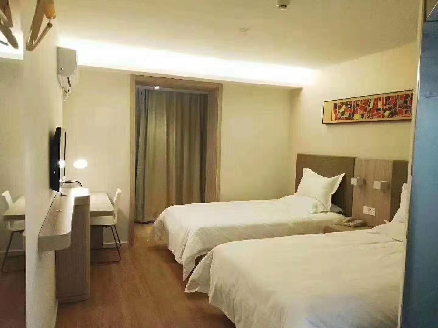 标准双人间