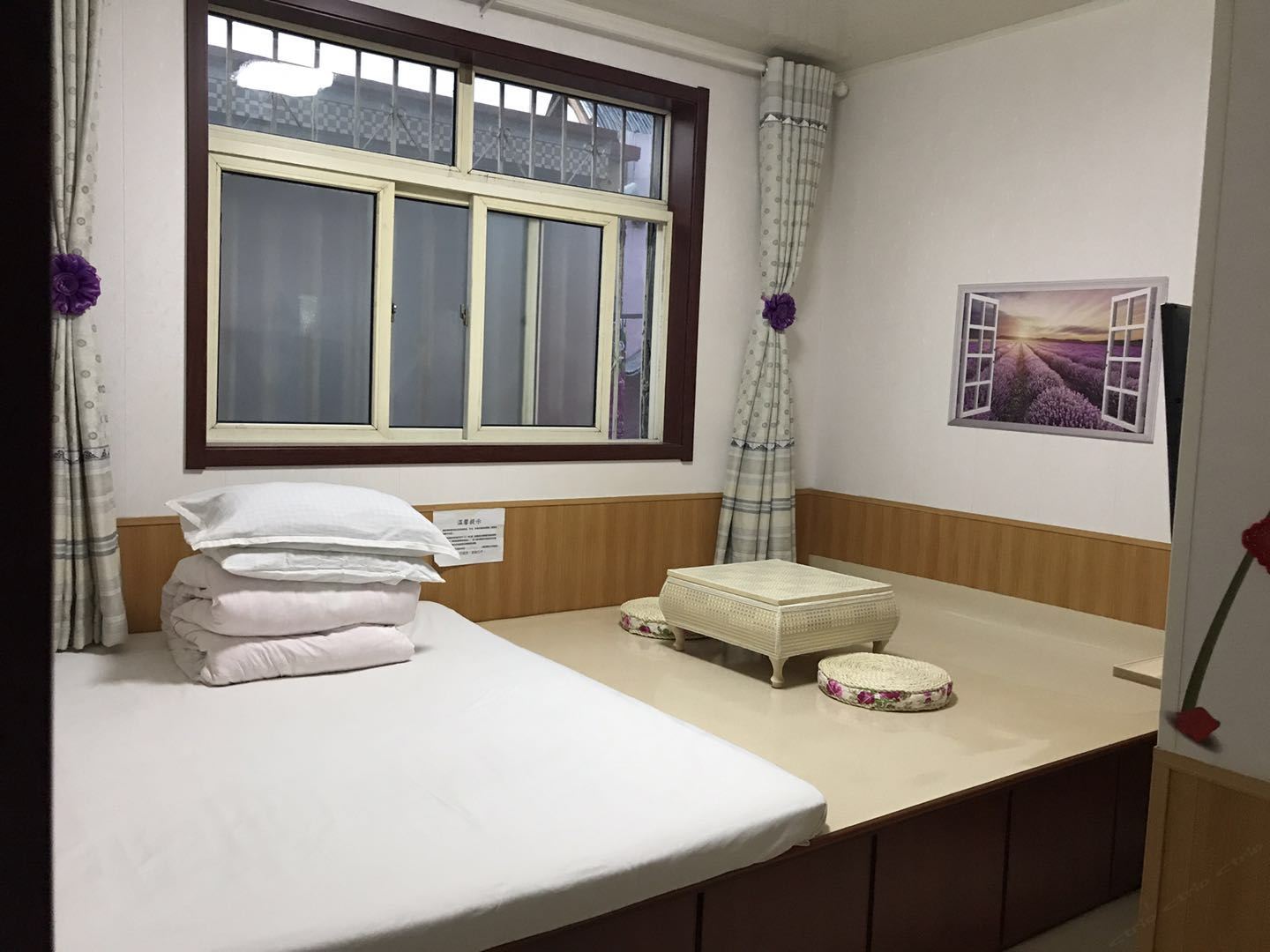 榻榻米电加热阳光大床房