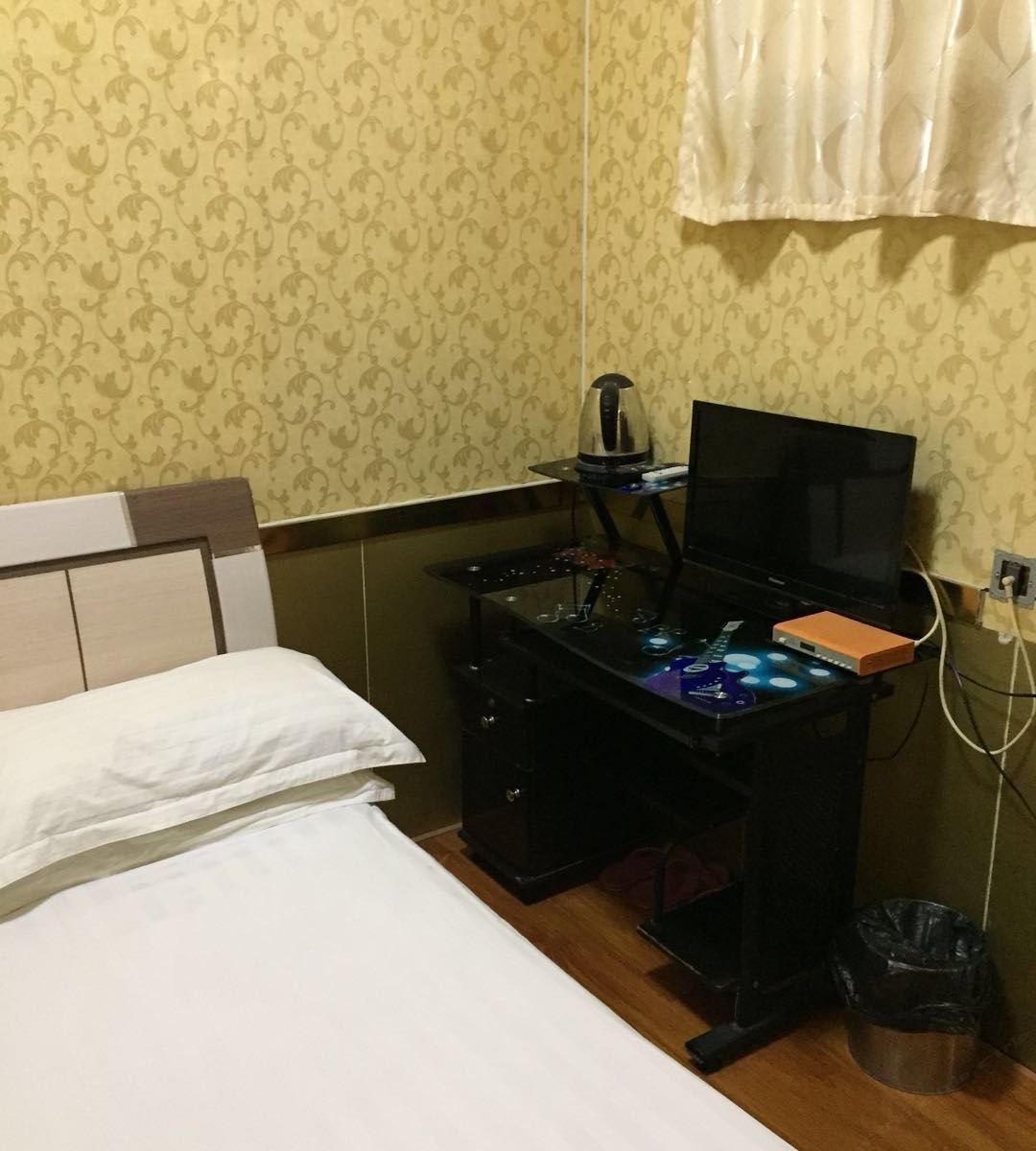 普通单人间