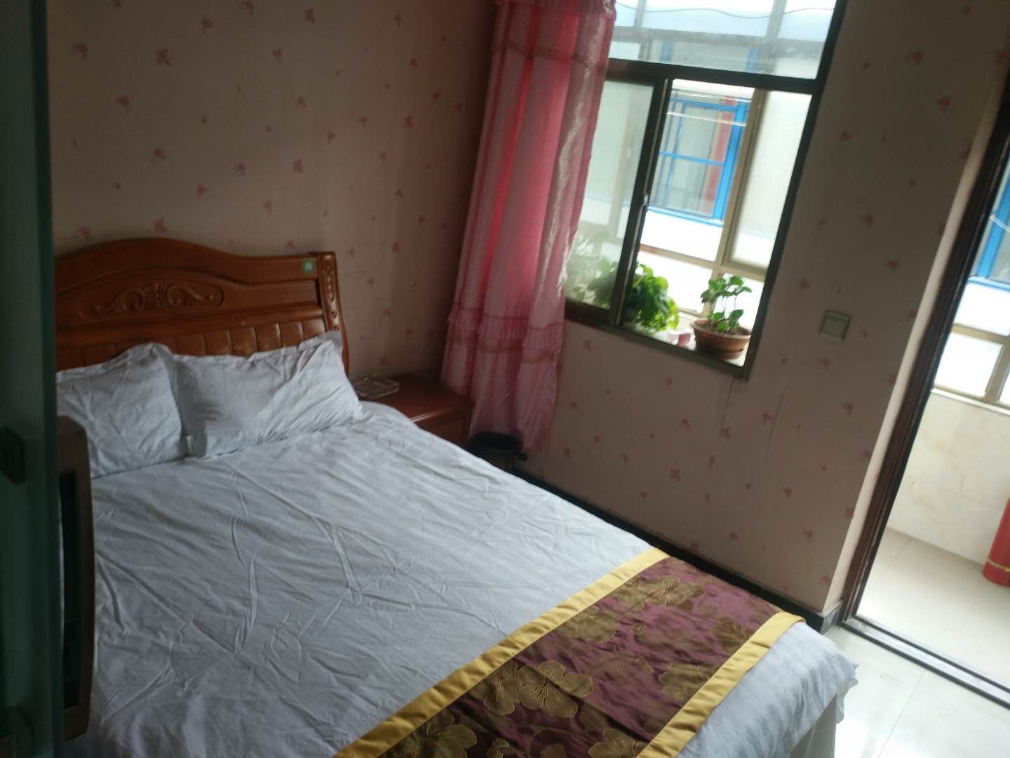 标准大床房
