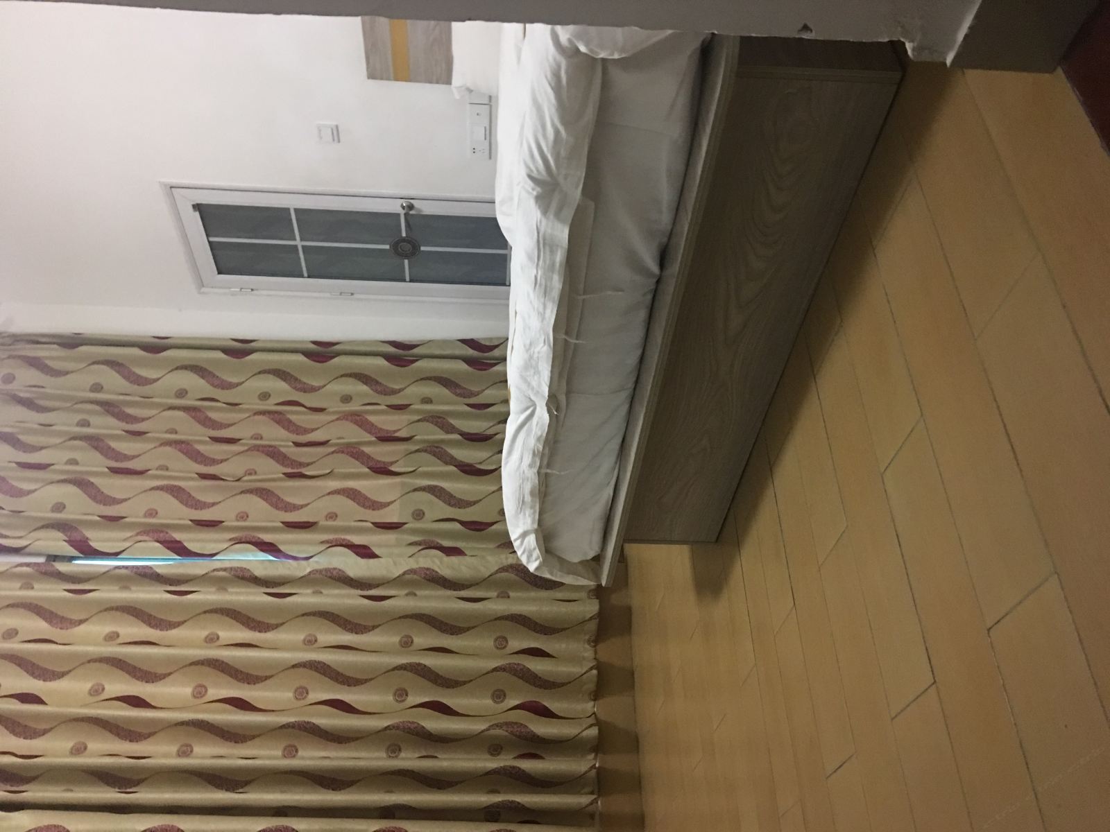 特惠大床房
