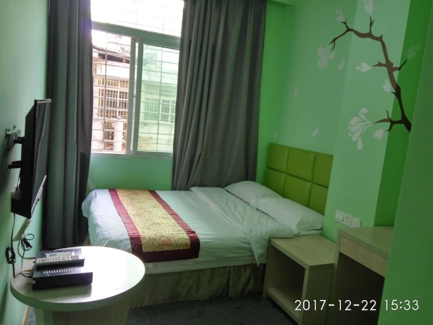 雅致大床房