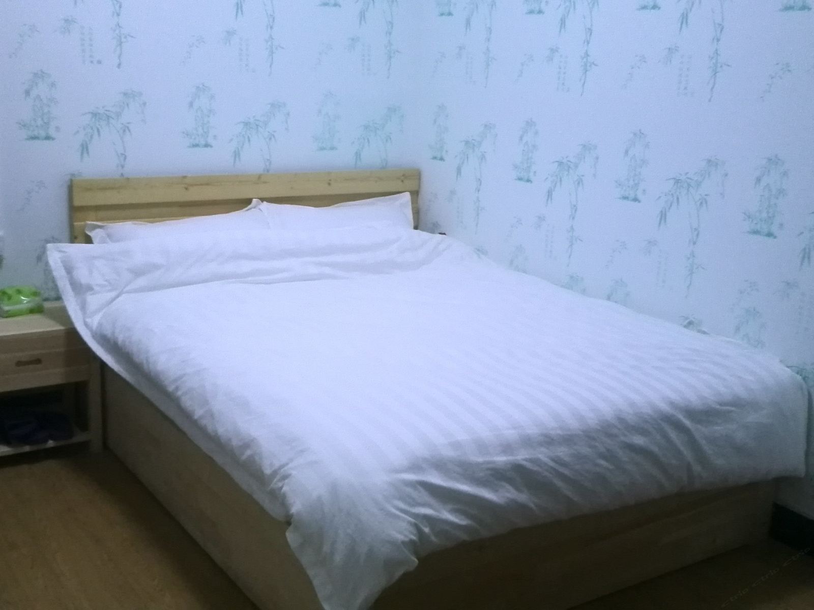 湖景大床房
