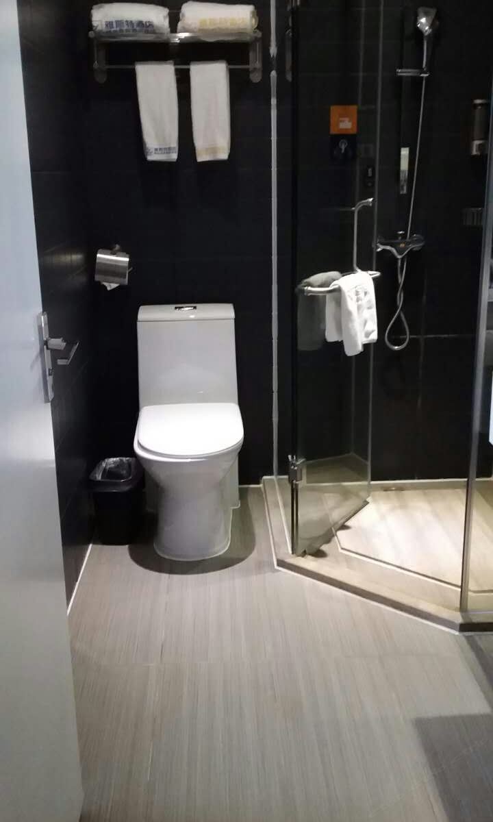特惠大床房