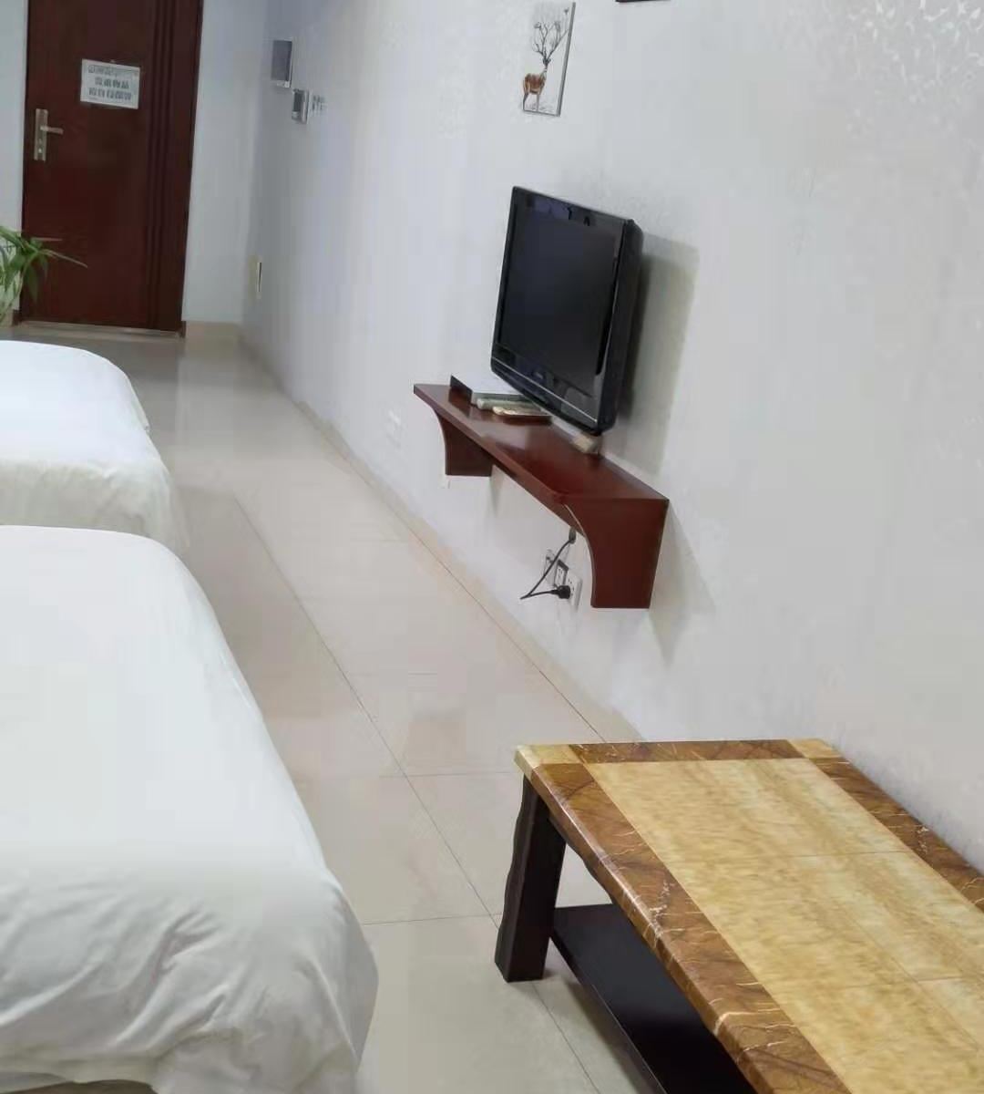 舒适双床间