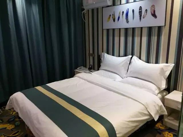 特惠大床房