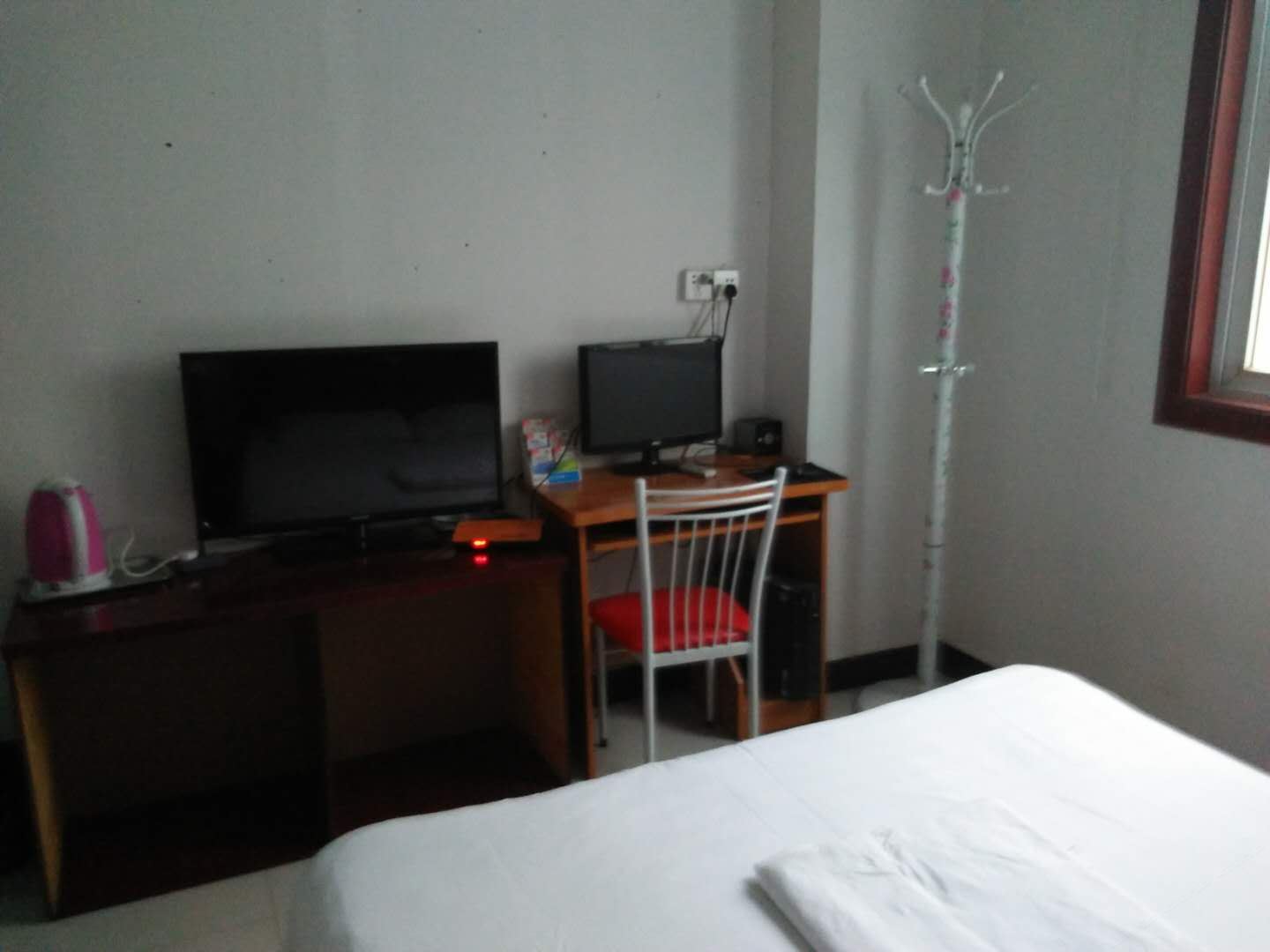 电脑大床房