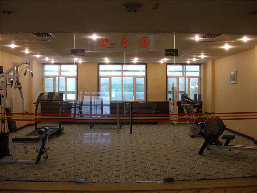 健身娱乐设施
