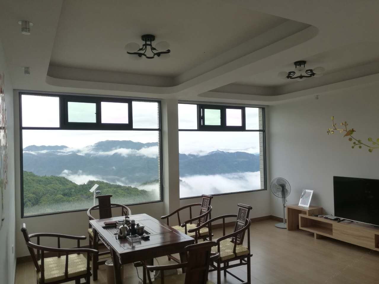 温馨舒适大床间