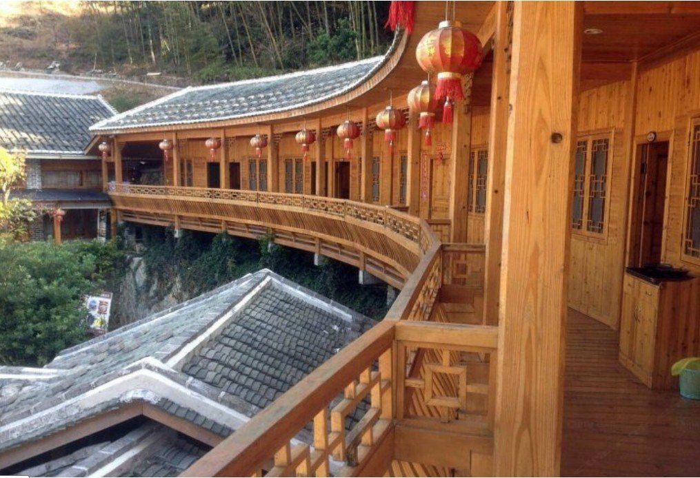 永定土楼青瓦山庄