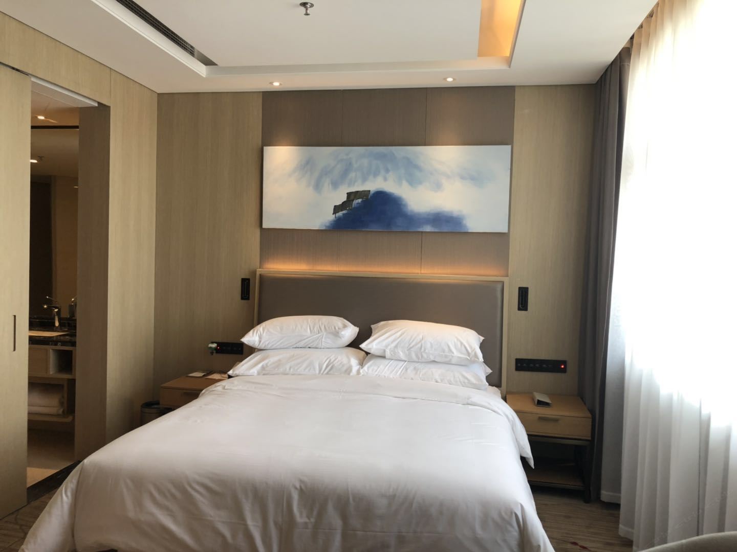 尊享大床房
