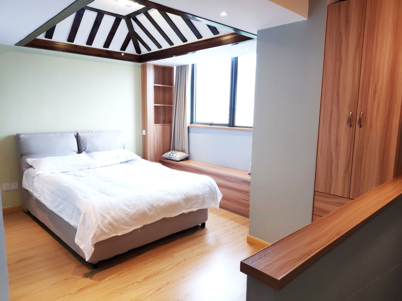 舒适loft一室一厅套房