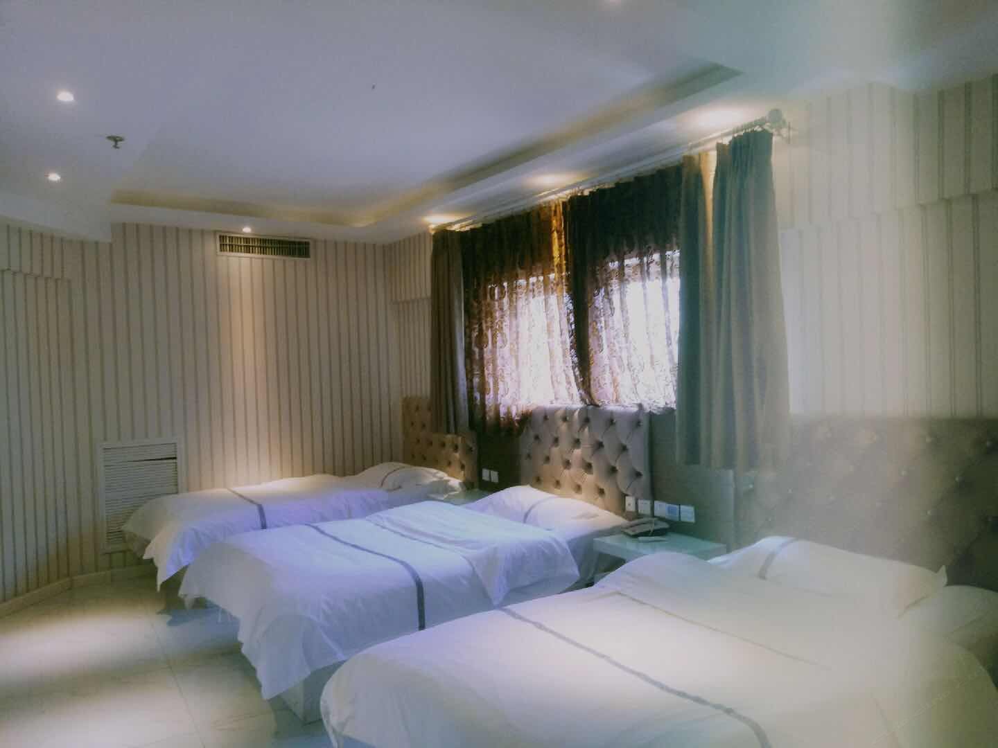 三人间