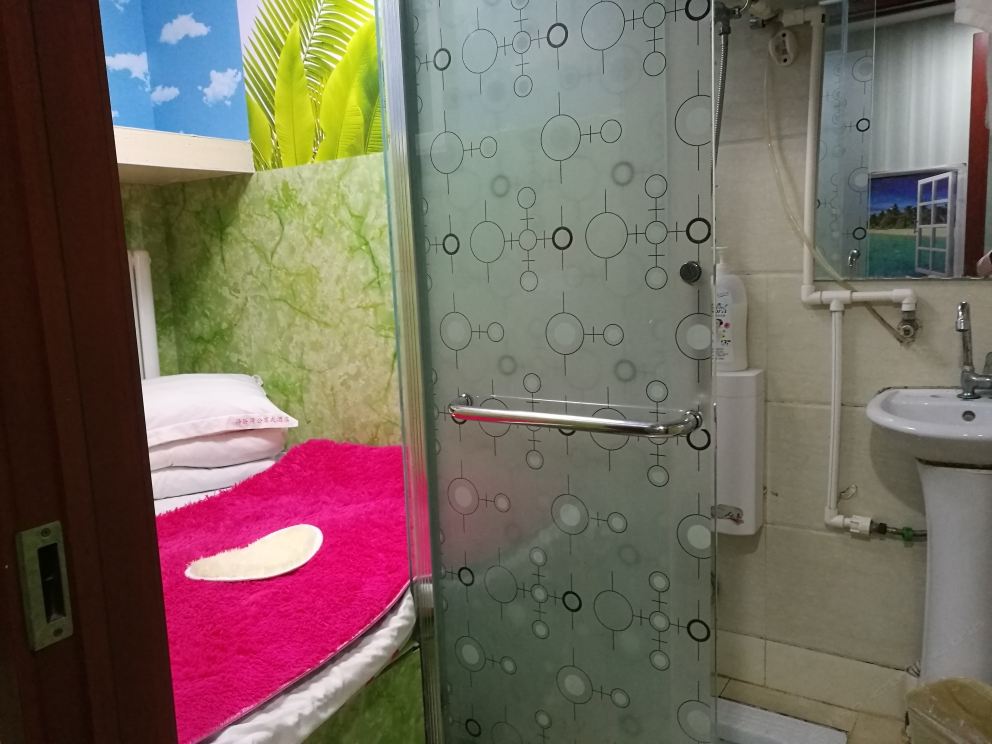 蜗居单间