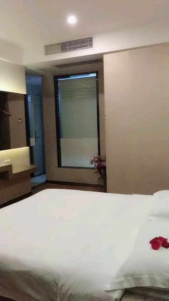 标准单人房(无窗)