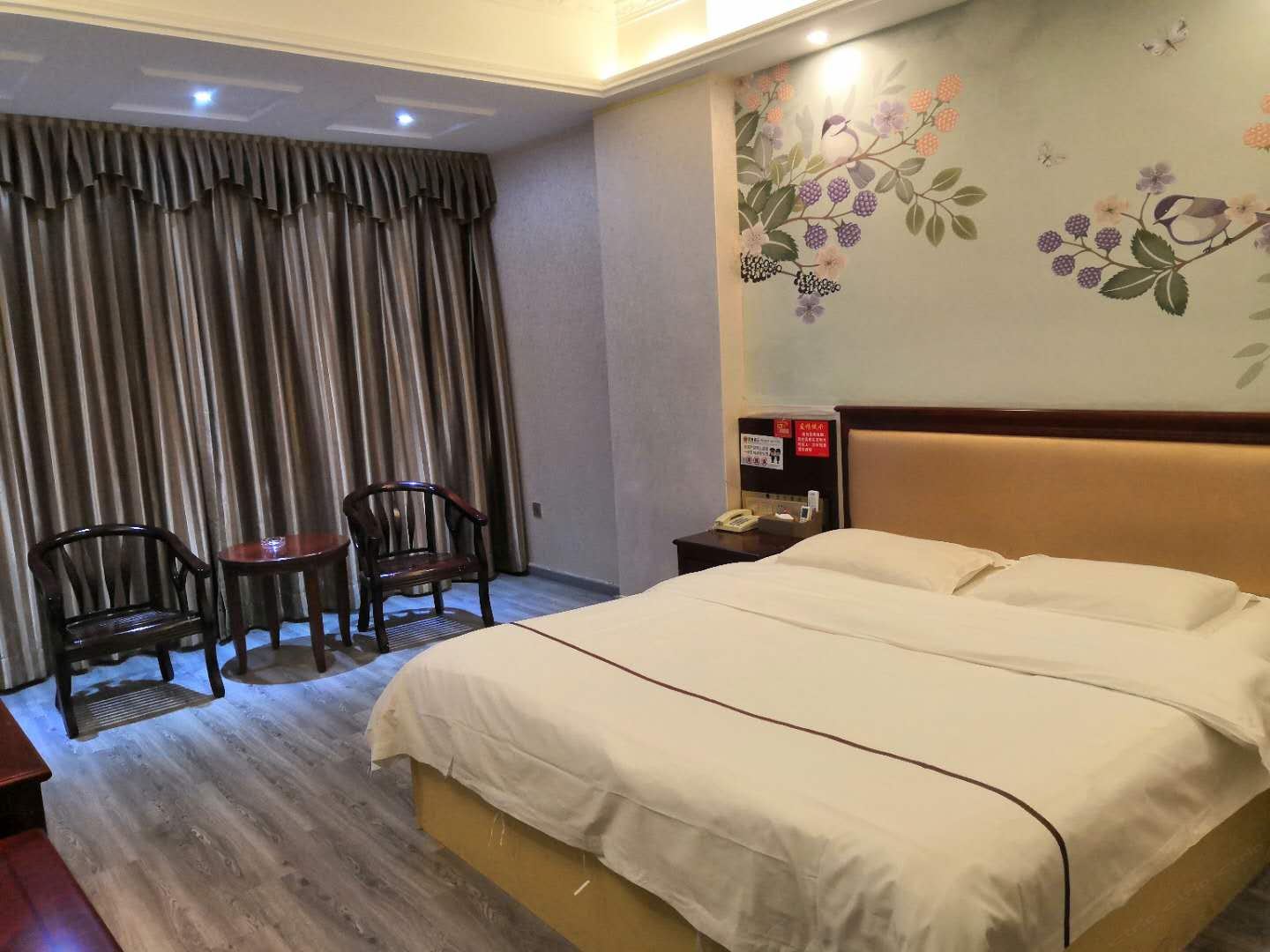 特惠大床房