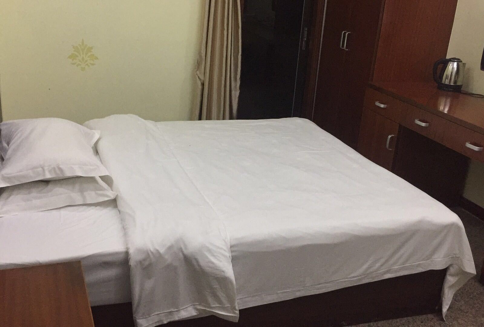 标准大床房