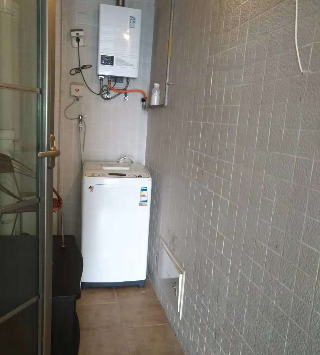 温馨两房一厅