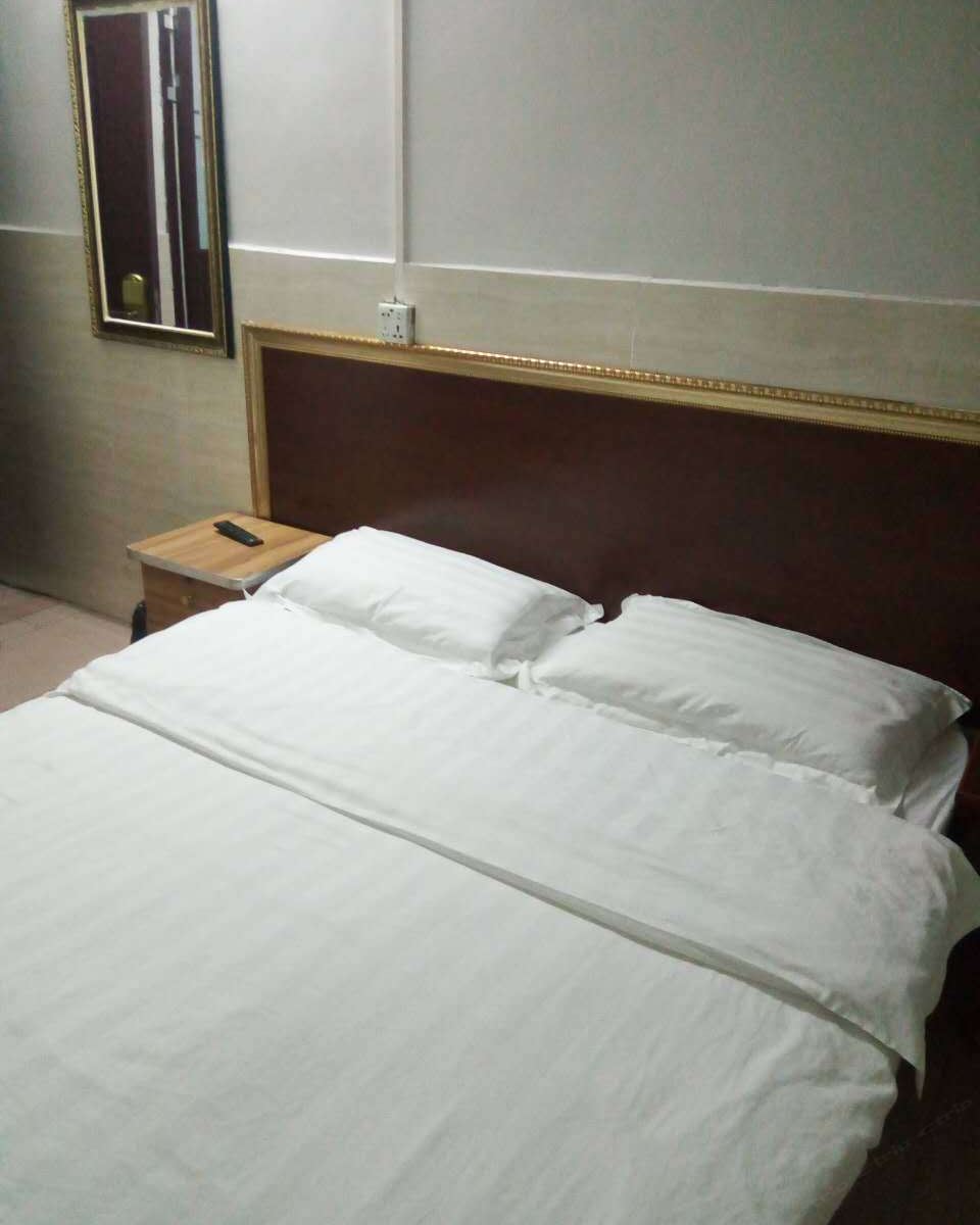 标准大床房