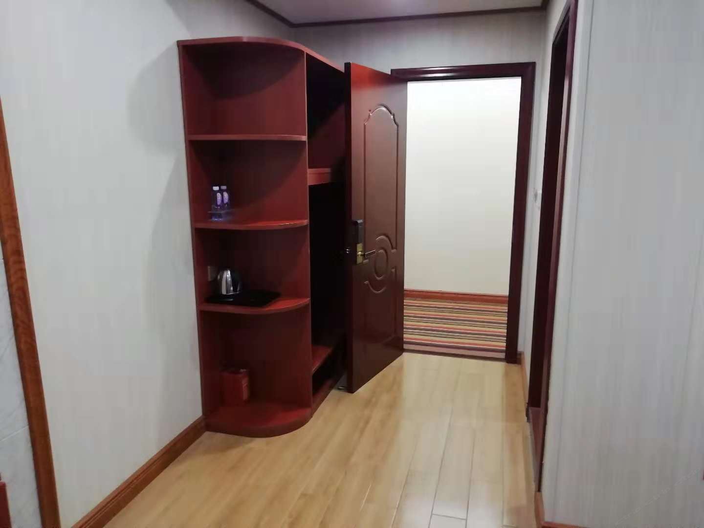 豪华大床房