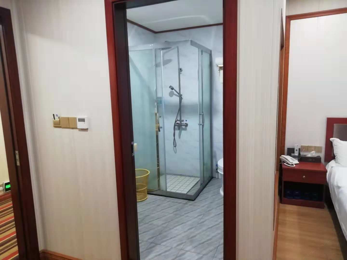 豪华大床房