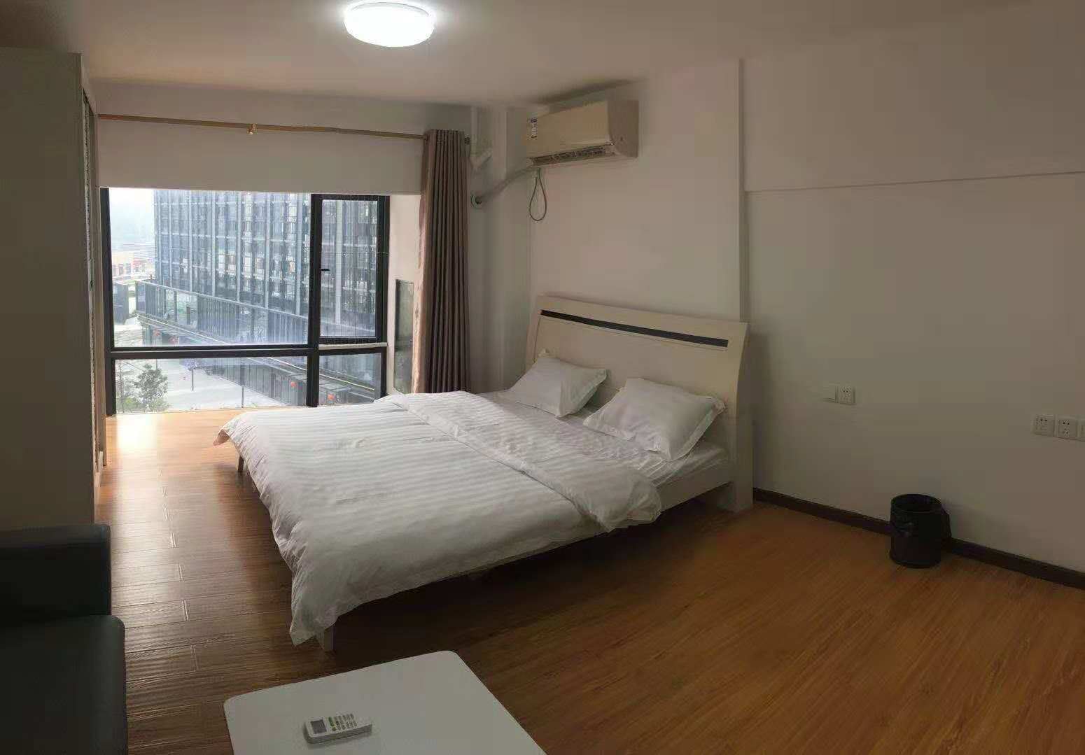 标准大床房
