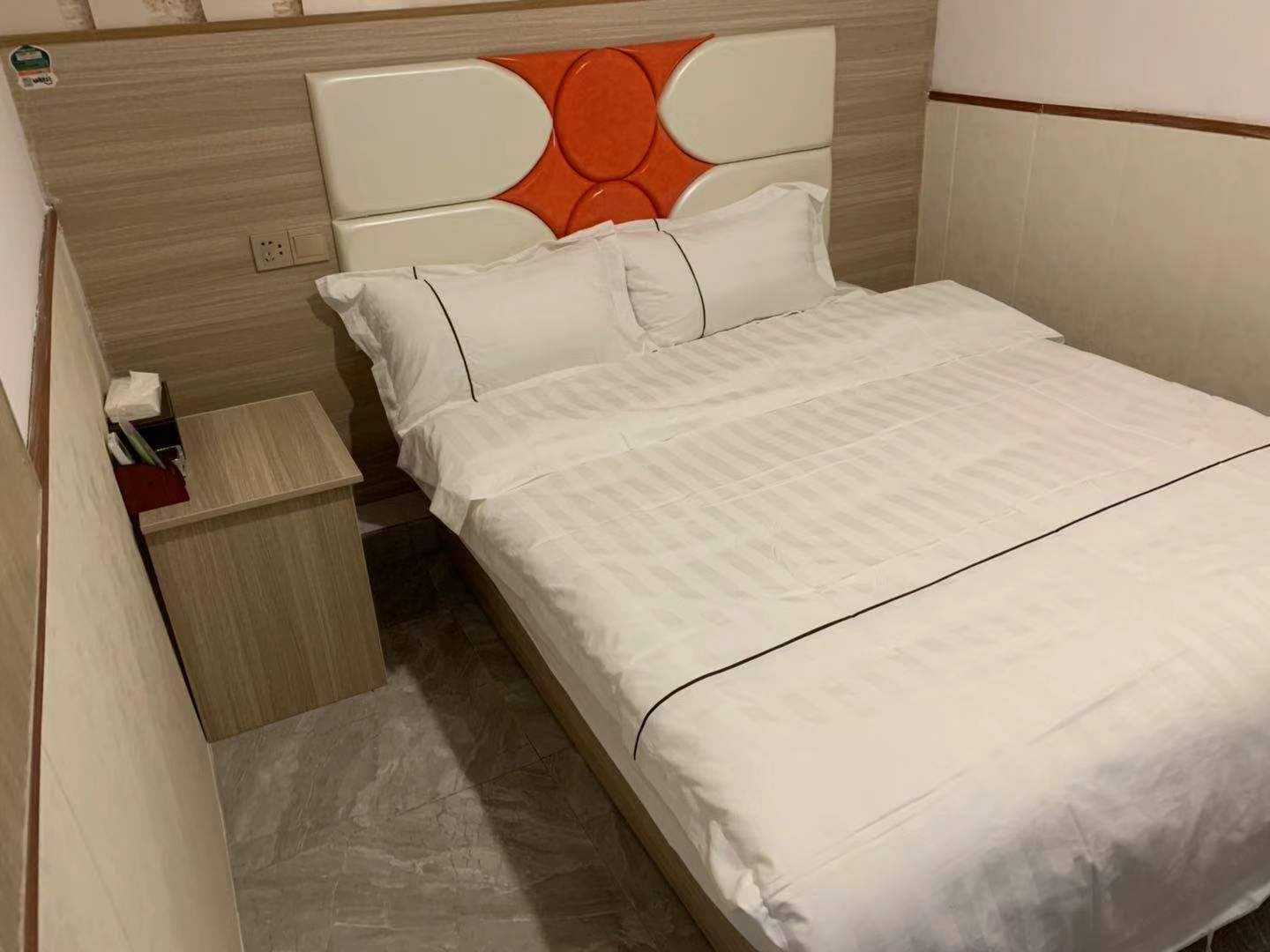 温馨大床房